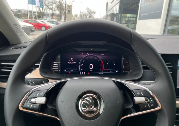 Skoda Scala cena 108900 przebieg: 4200, rok produkcji 2023 z Zielonka małe 137